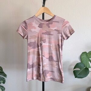L'AGENCE Womens Pink Camo Print Short Sleeve T-Shirt Size XS Made in USA